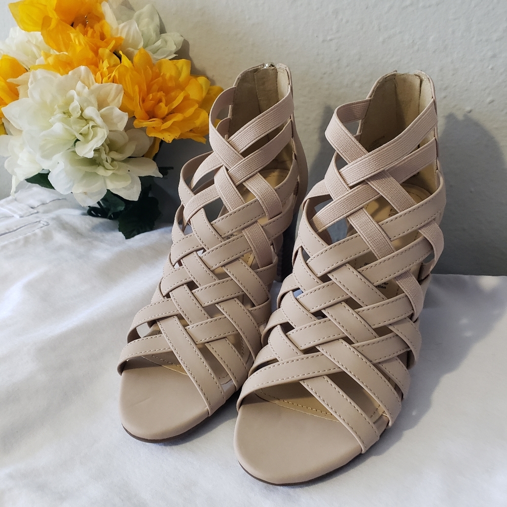 Sandals Liz claiborne